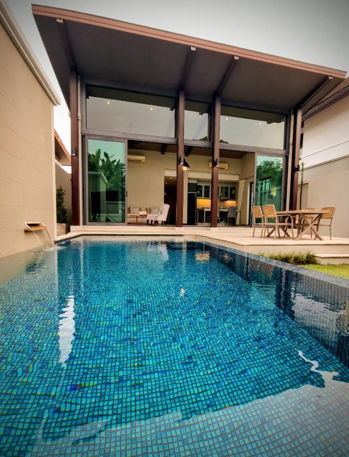 Vila Horizon Vista Pool Family Retreat Bangtao Phuket